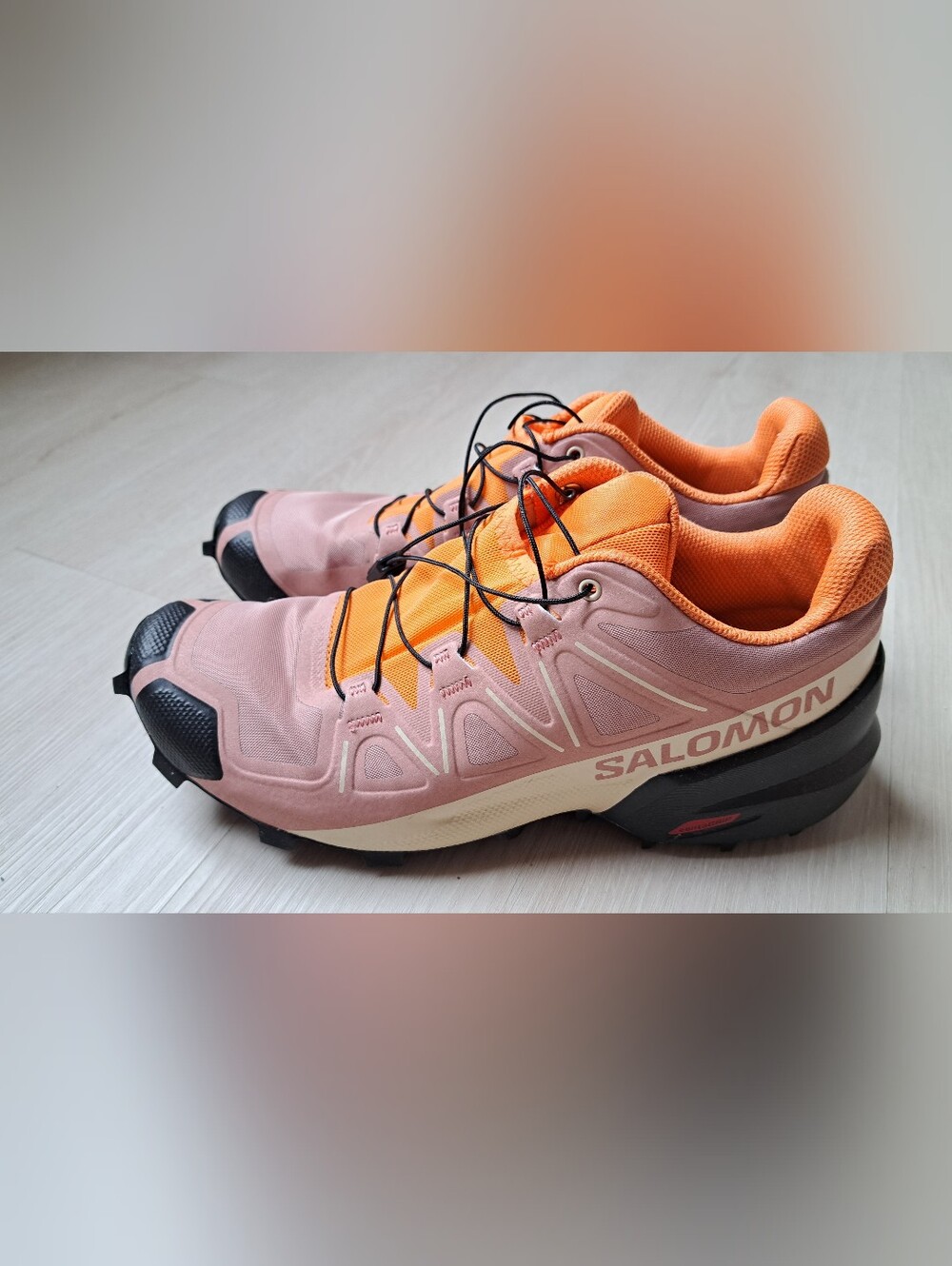 Size 9 Speedcross W Women's Pink and Orange Trail Sneakers